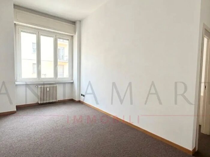 Appartamento bilocale in affitto in Via Santa Marta, Milano