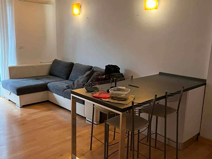 Appartamento bilocale in affitto in Via San Sisto, Colognola, Bergamo