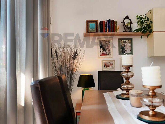 Appartamento trilocale in vendita in Via dei Reggio, Genova