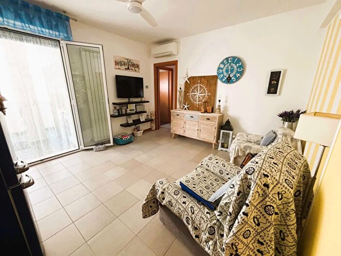 Appartamento trilocale in vendita in Via da Vinci, Tortoreto