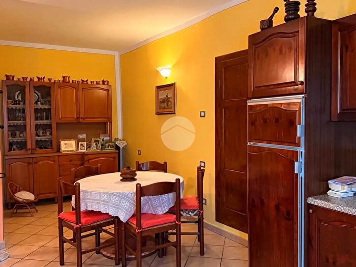 Casa quadrilocale in vendita in Via Castello, Sellero