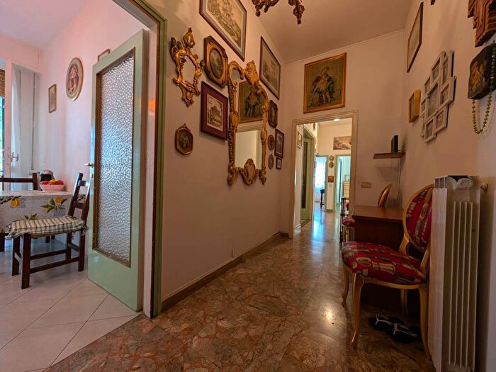 Appartamento quadrilocale in vendita in Viale Europa, Europa, Firenze