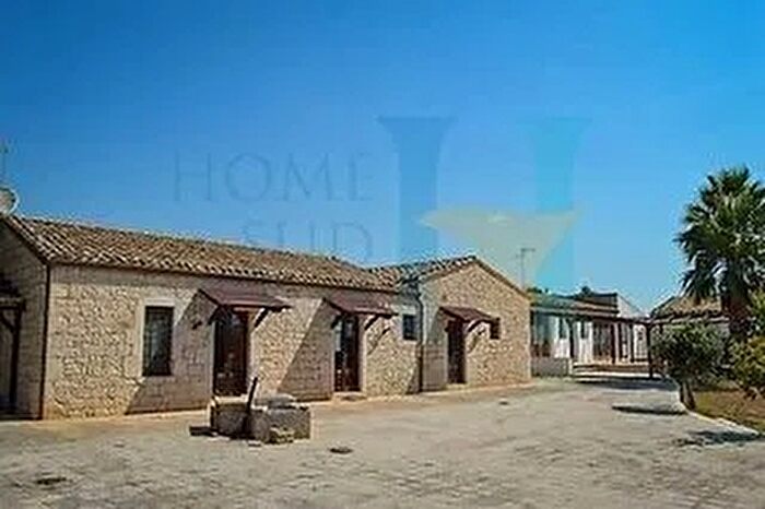 Casa in vendita in Modica, Noto