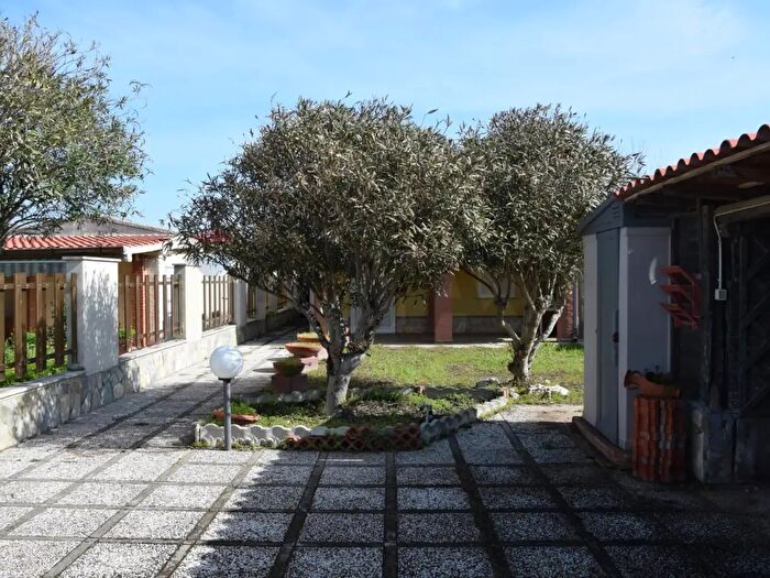 Casa con 5 locali in affitto in Via Calabria, Ardea