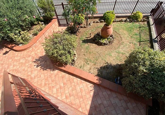 Appartamento con 5 locali in vendita in Via II Giugno a Certaldo Firenze, Certaldo