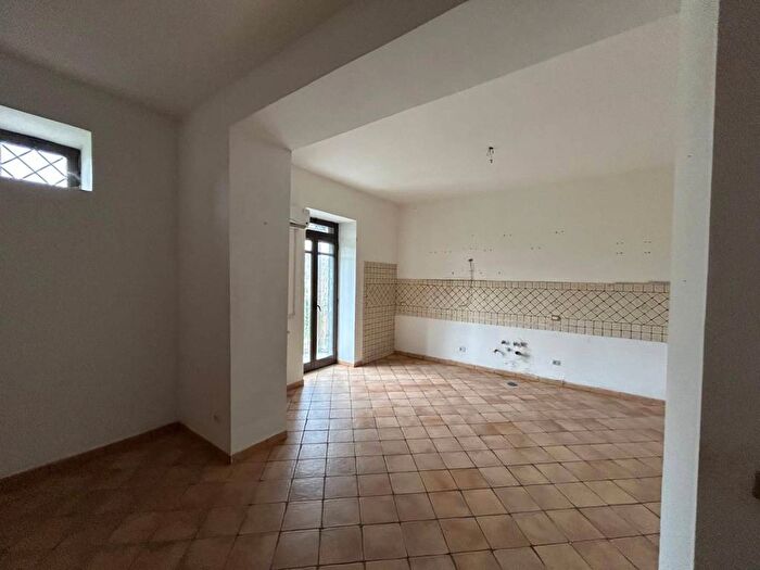 Casa quadrilocale in affitto in Via Cofanara, Via Campana Cigliano, Pozzuoli