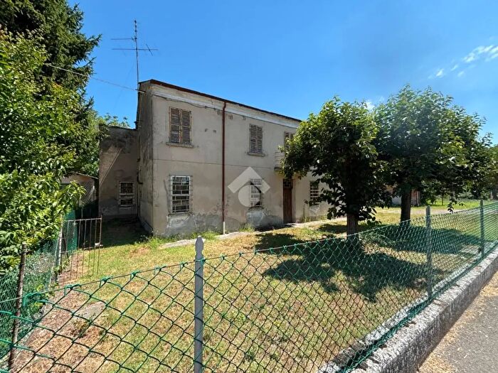 Casa quadrilocale in vendita in Via Reale, Alfonsine