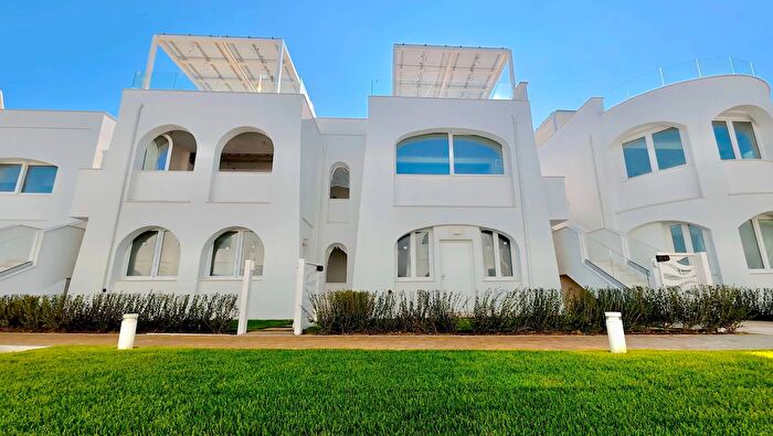 Appartamento quadrilocale in vendita in Via Litoranea Complesso Costa Conero, Numana