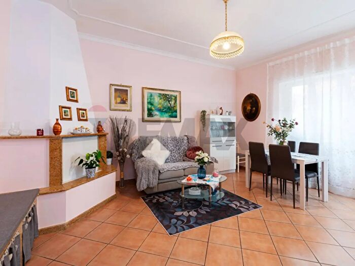 Appartamento trilocale in vendita in Via Alfredo Casella, Mentana