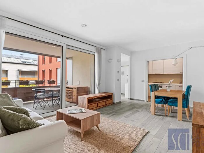 Appartamento bilocale in affitto in Via Tortona, Milano