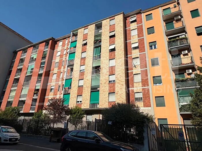 Appartamento bilocale in vendita in Via Sarzana, Milano