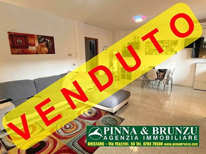 Casa con 5 locali in vendita in Oristano