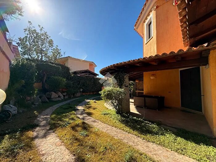 Casa quadrilocale in vendita in Via Ungaretti, Villasimius