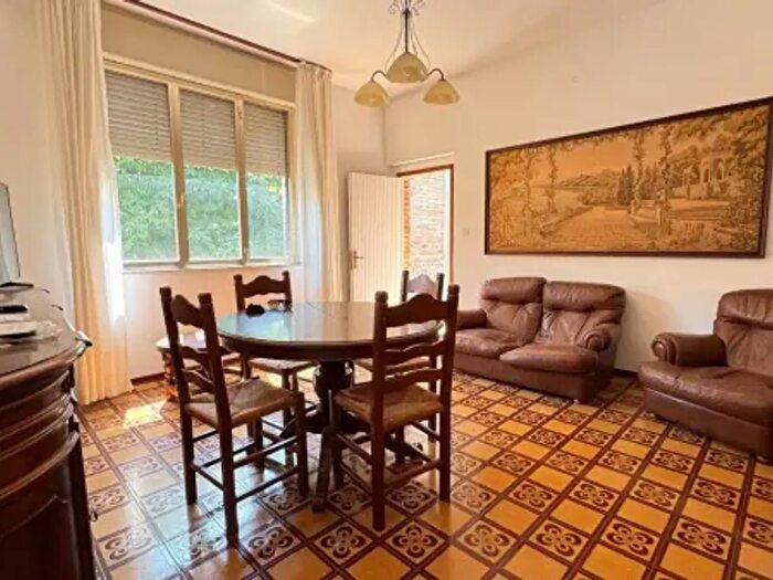 Appartamento con 6 locali in vendita in Via Edoardo Cecere, Forli'