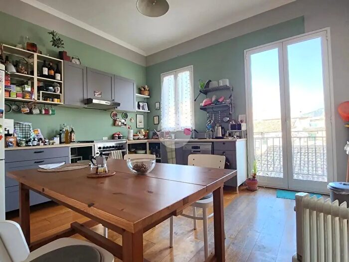 Appartamento quadrilocale in vendita in Via Benedetto Gravina, Palermo