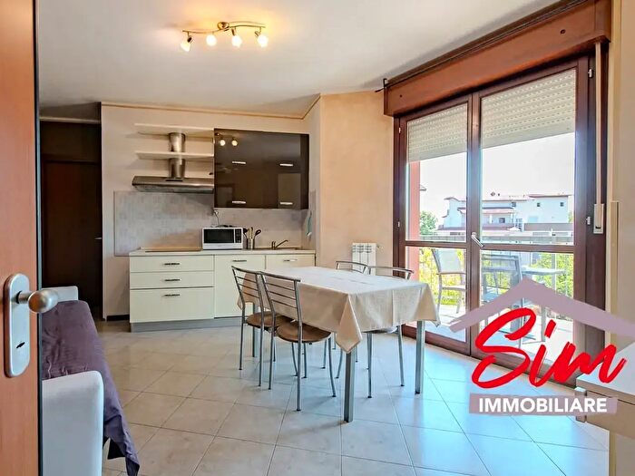Appartamento bilocale in vendita in Via Leoncavallo Snc, Novara