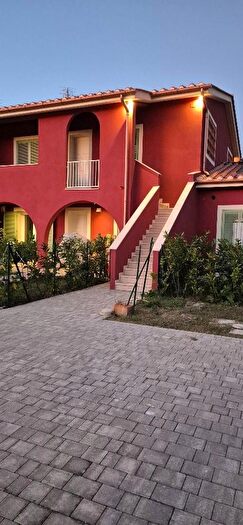 Appartamento con 5 locali in vendita in Calcinaia