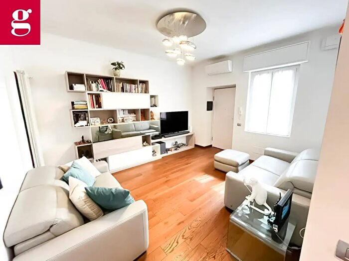 Casa con 5 locali in vendita in Via Cacciatori delle Alpi, Settimo Milanese