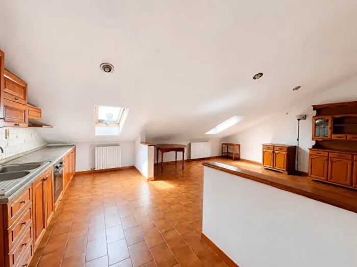 Casa trilocale in vendita in Via Aloi, Canale