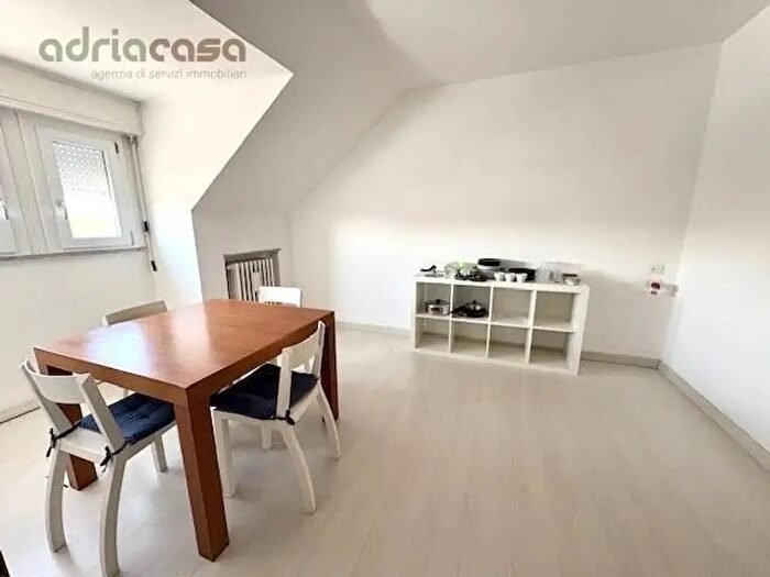 Appartamento con 5 locali in vendita in Via Metauro, San Giovanni In Marignano