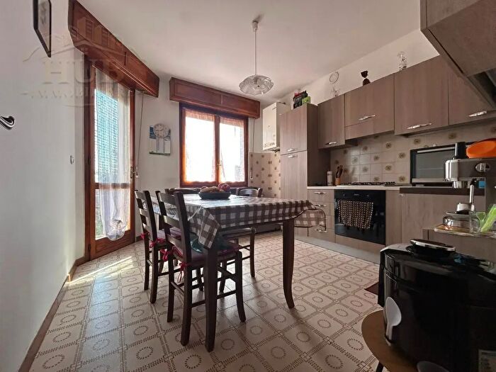 Appartamento trilocale in vendita in Via dei Giardini, Cuneo