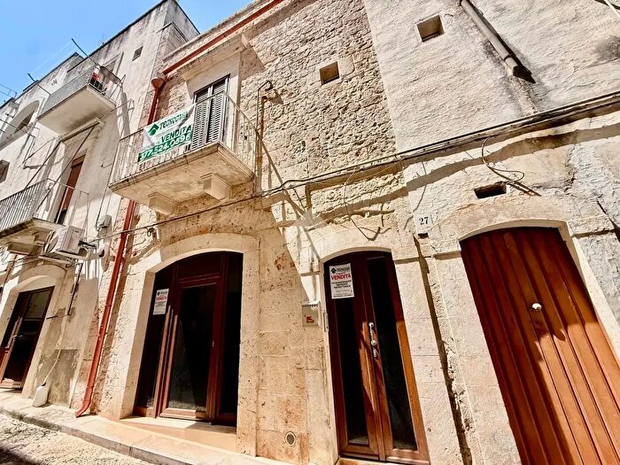 Casa trilocale in vendita in Via Solferino, Castellana Grotte