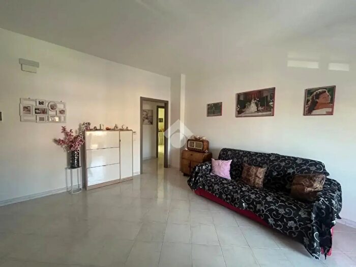 Appartamento quadrilocale in vendita in Via Villagrazia, Palermo