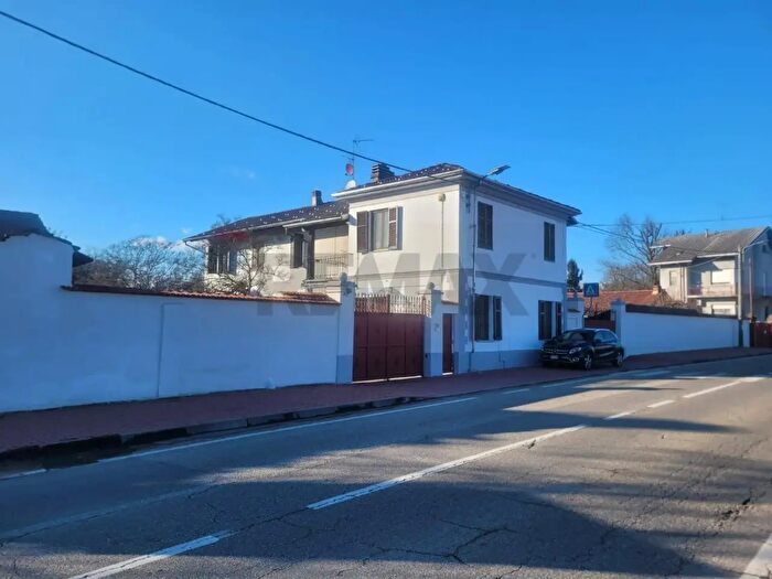 Casa con 6 locali in vendita in Via Carlo Palmaro, Greggio