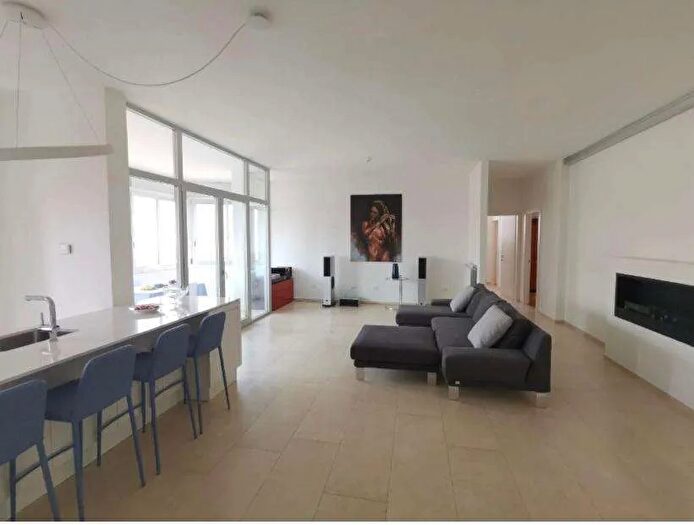 Appartamento trilocale in vendita in Via Marco Pacuvio Brindisi, Brindisi