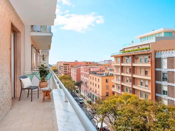 Appartamento con 5 locali in vendita in Via Dante Alighieri, Cagliari