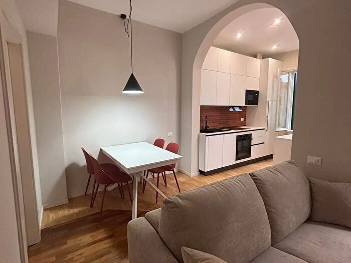 Appartamento bilocale in vendita in Strada Maggiore, Bologna