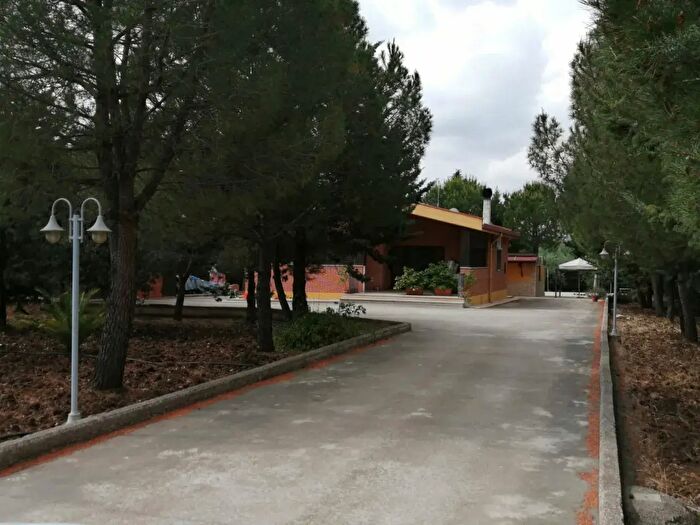 Casa quadrilocale in vendita in Andria