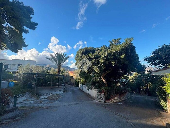 Appartamento trilocale in affitto in Via francesco baracca, Boccadifalco Baida, Palermo