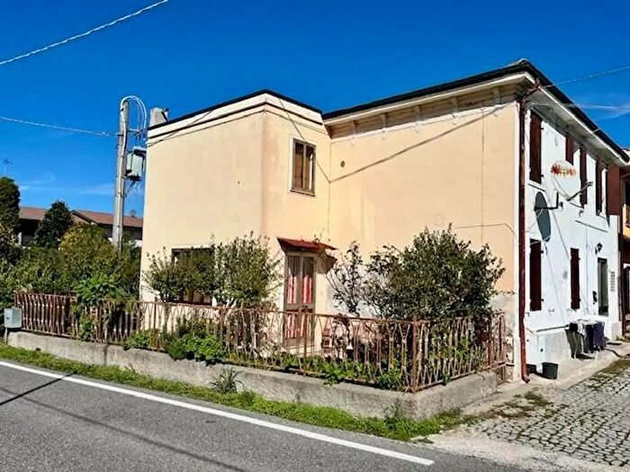 Casa quadrilocale in vendita in Sorga'