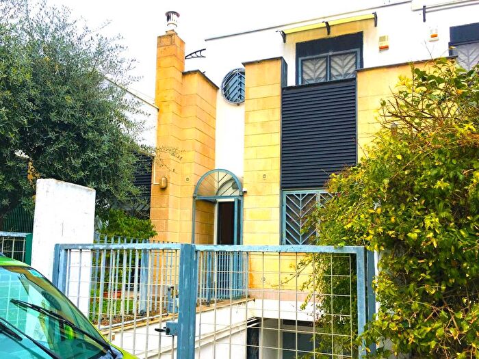 Casa quadrilocale in affitto in Palese, Bari