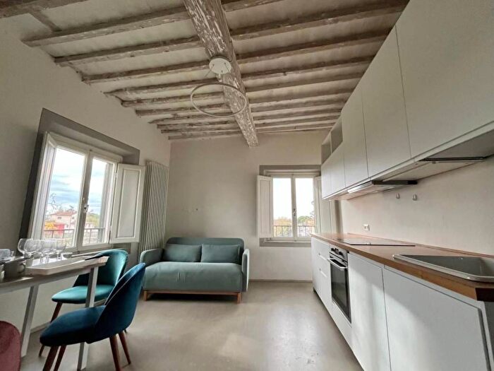 Appartamento bilocale in affitto in Piazza dei Maestri DAscia, Limite, Capraia e Limite