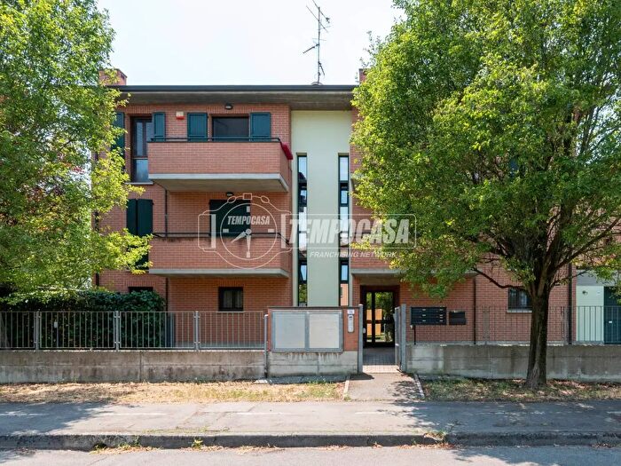 Appartamento quadrilocale in vendita in Via Luigi Settembrini, Reggio nell'Emilia