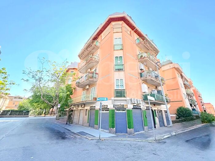 Appartamento trilocale in vendita in Via Guglielmo Marconi B, Ciampino