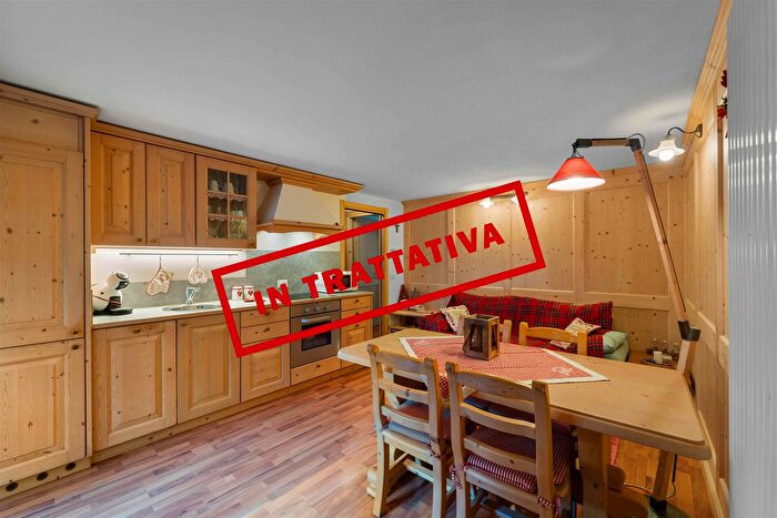 Appartamento bilocale in vendita in Via Corti, Campodolcino