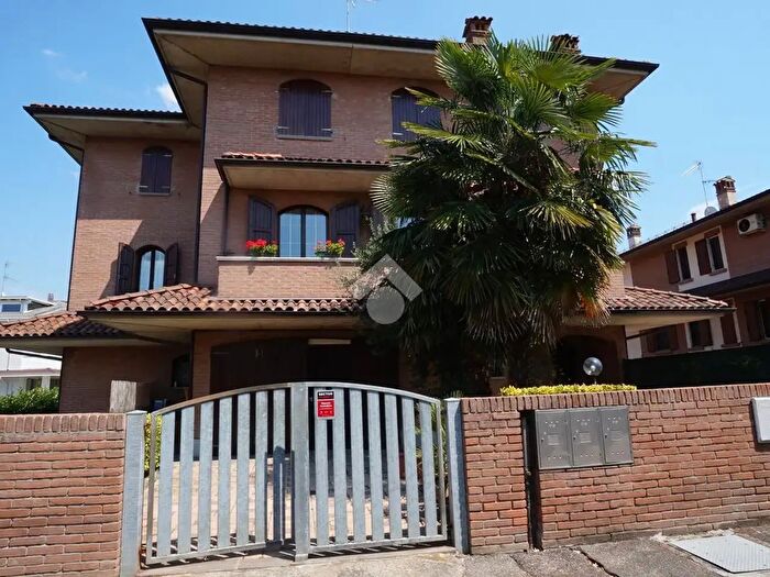 Casa quadrilocale in vendita in Via Tegagna, Formigine