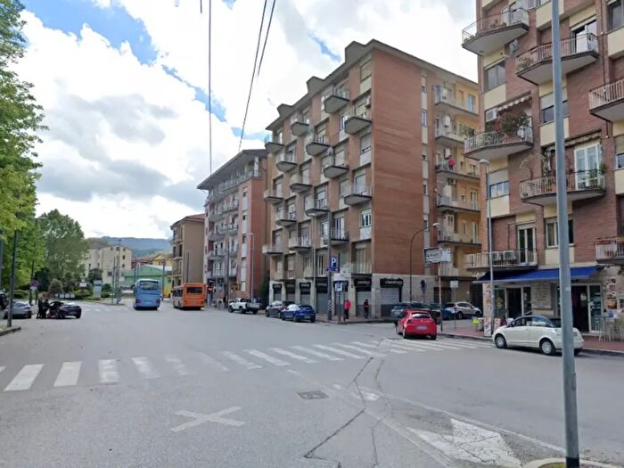 Appartamento trilocale in affitto in Avellino