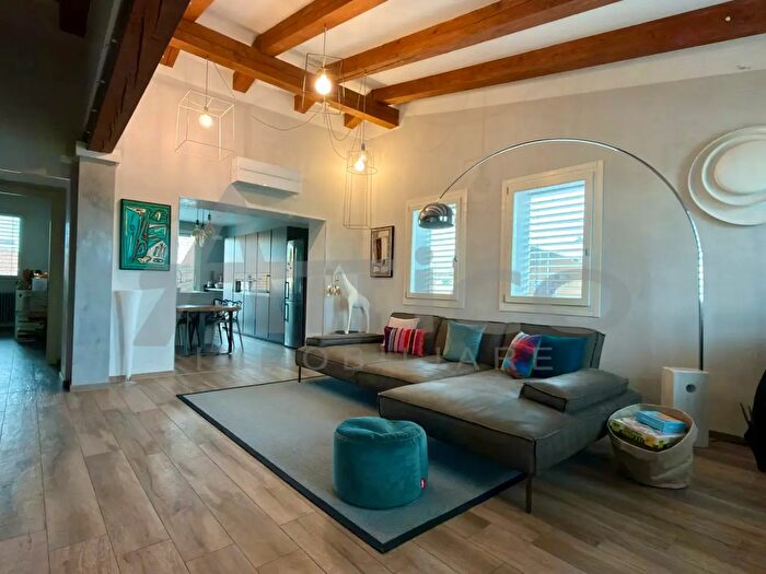 Casa con 9 locali in vendita in Via Marsala Ro, Rovigo