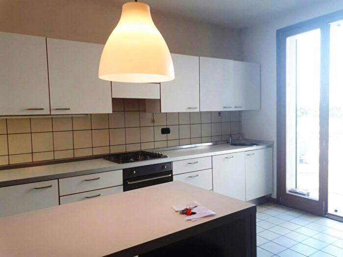 Appartamento bilocale in affitto in Viale Lombardia, Centro Storico, Parma