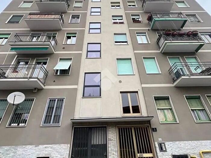 Appartamento bilocale in affitto in Via Marazzani, Milano