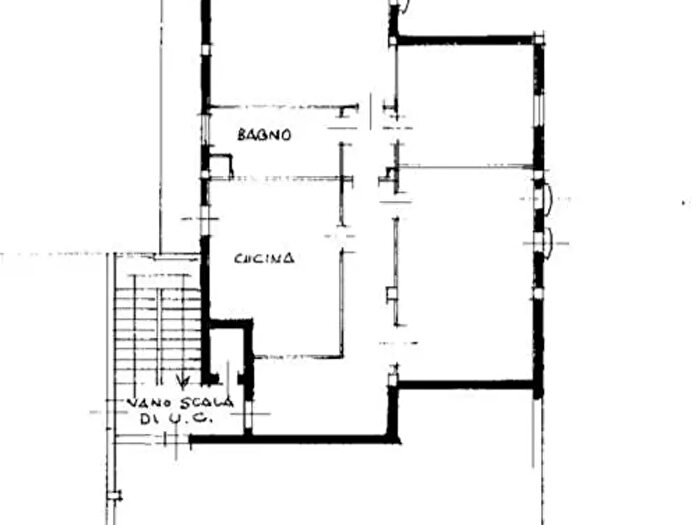 Appartamento con 5 locali in vendita in Roverbella