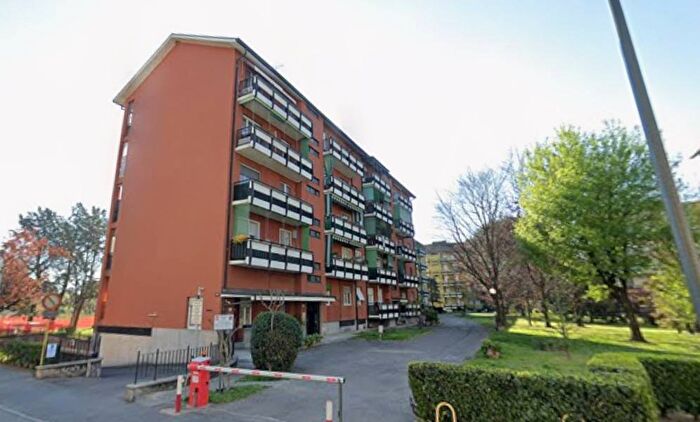 Appartamento trilocale in affitto in Via Concilio Vaticano II, Quarto Oggiaro, Milano