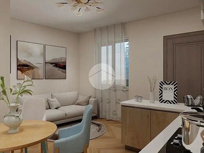 Appartamento trilocale in vendita in Via Achille Grandi, Cormano