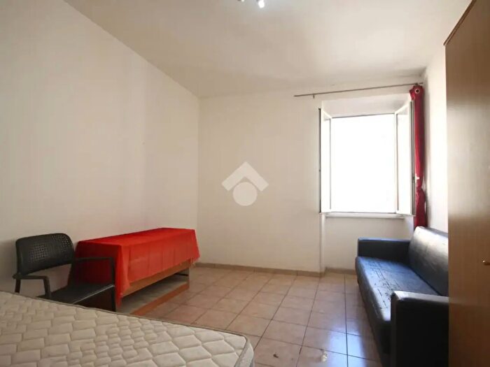 Appartamento trilocale in vendita in Via Giovanni Battista Riccioli, Roma