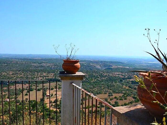 Casa trilocale in vendita in Siracusa