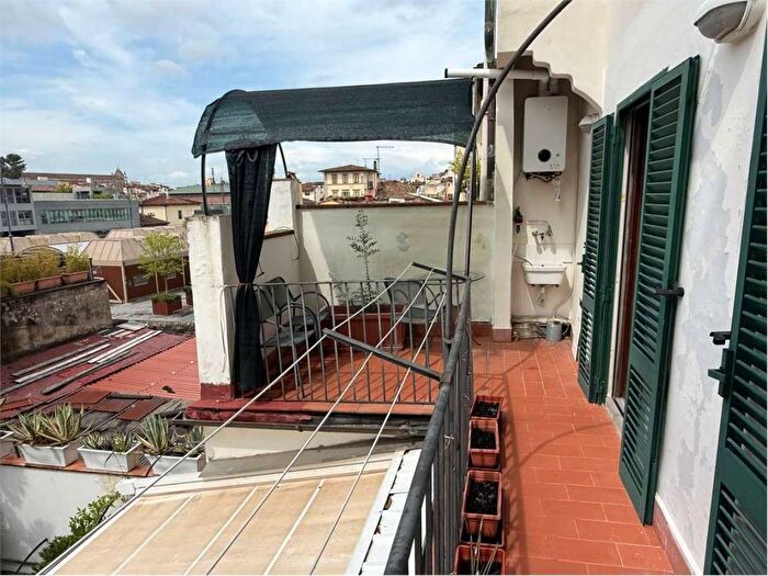 Appartamento quadrilocale in affitto in SantAmbrogio, Firenze